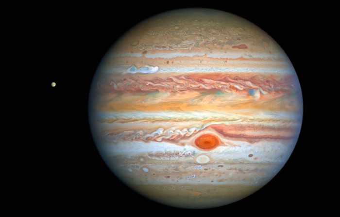 哈勃拍摄到令人惊叹的木星图像显示大红斑在内的众多风暴
