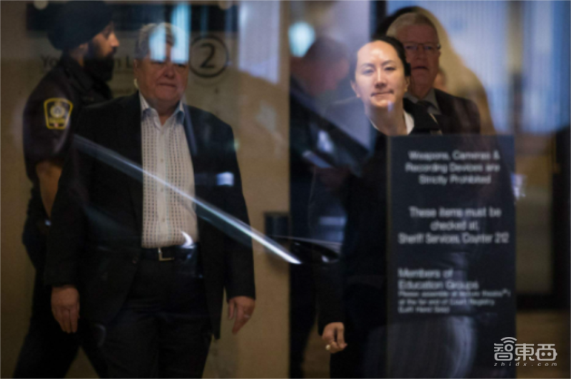 华为起诉美国FBI等16部门！孟晚舟案两年屈辱，59页报告揭不公_凤凰网