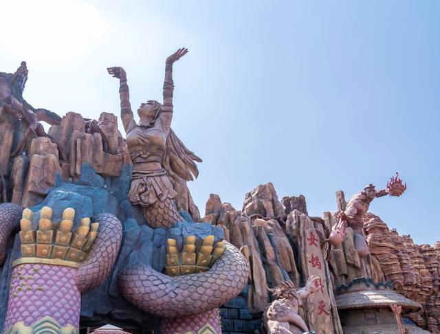 《孟姜女》,《九州神韵》,也有适合亲子玩耍的《女娲补天》,《疯狂