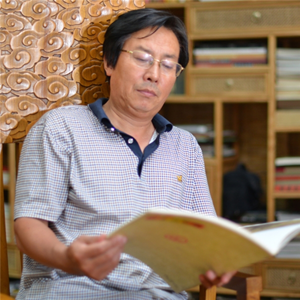 国家一级美术师,南京政治学院书画研究院客座教授