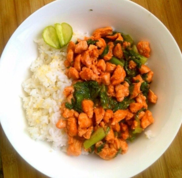 奥尔良鸡丁拌饭的制作方法