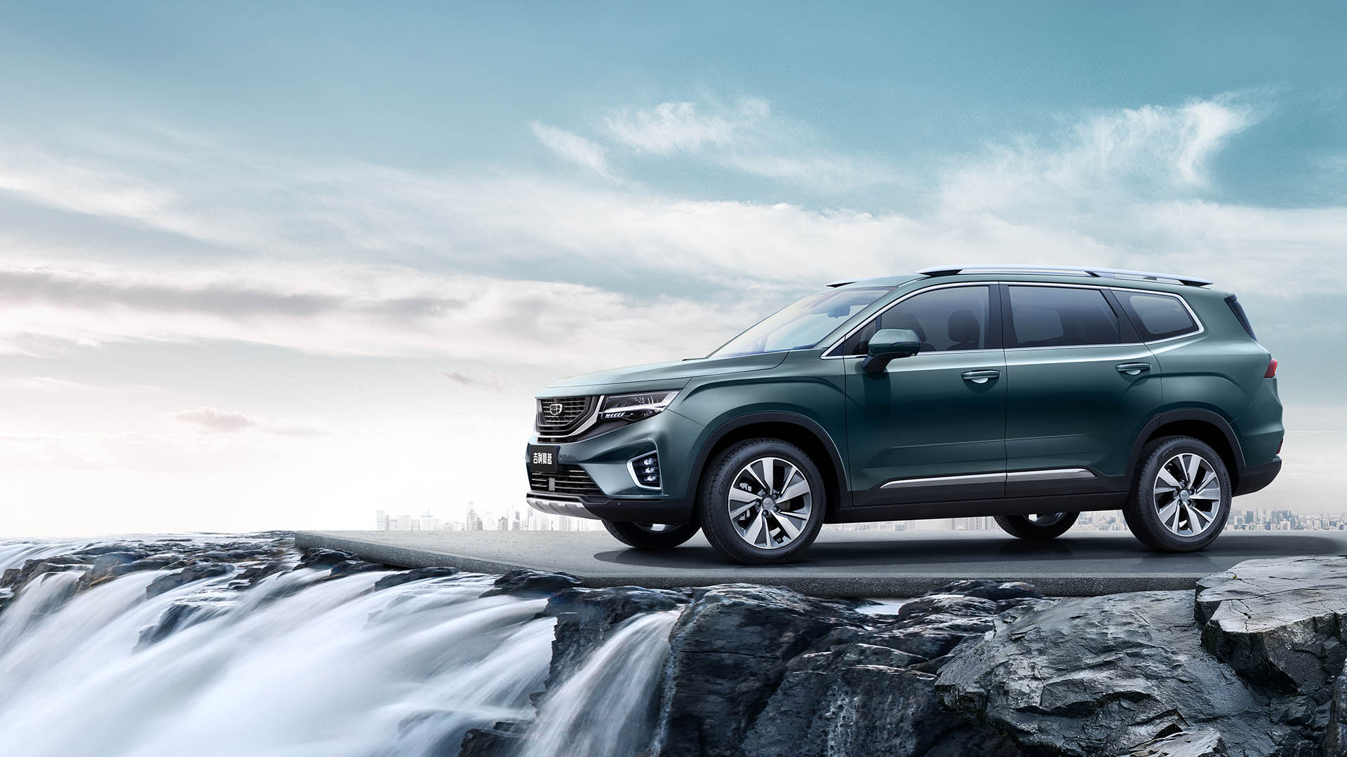 吉利全新suv-豪越正式上市!主打空间实用性!售价10.36万元起!