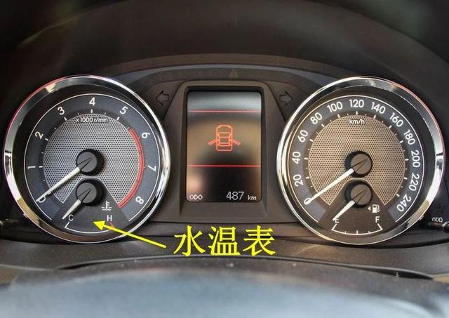 众多车友求助机油液面升高机油盖现乳化物怎么办