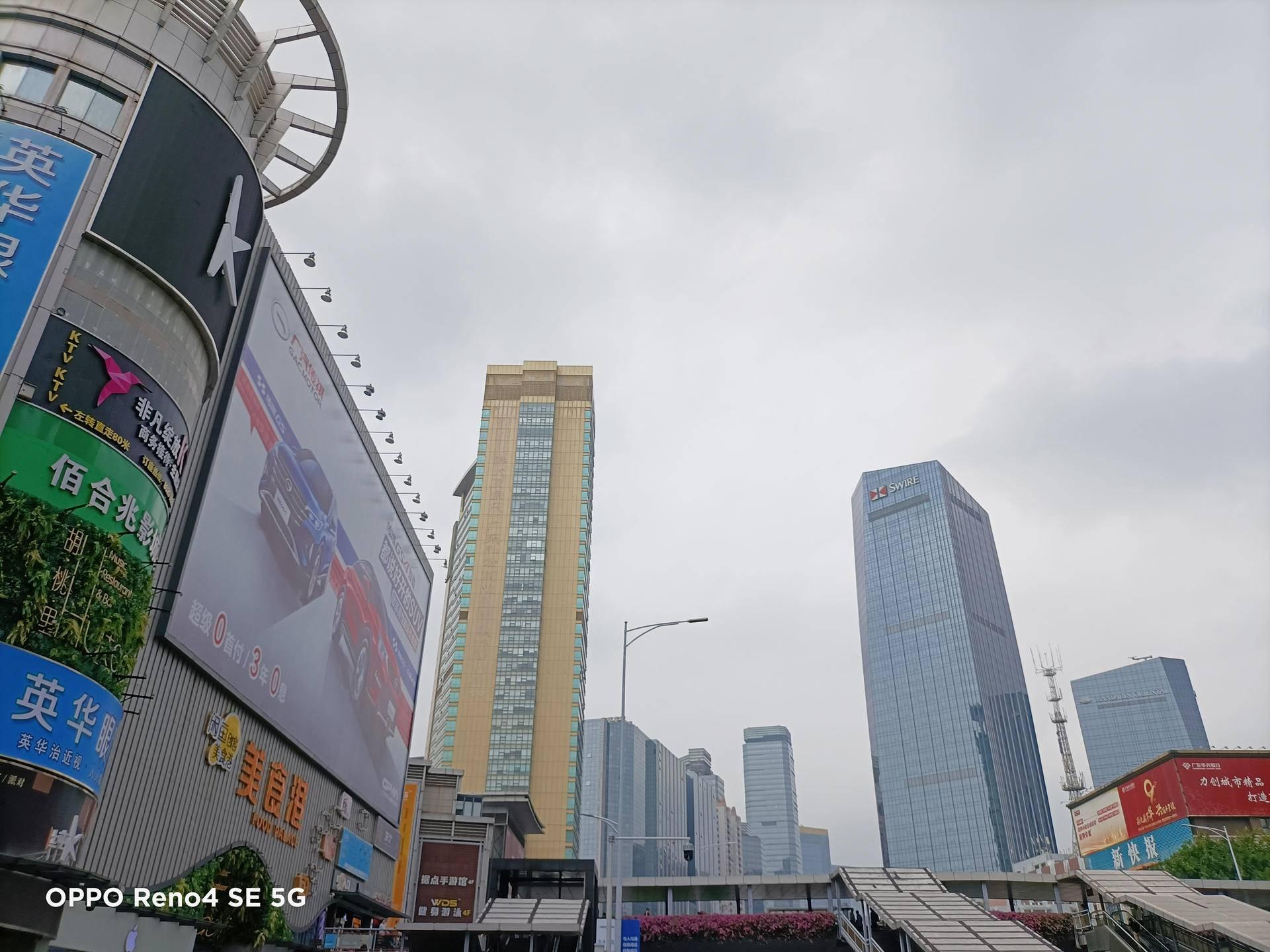 不到2K5就能买到街拍利器,Reno4 SE人像玩法专项报告