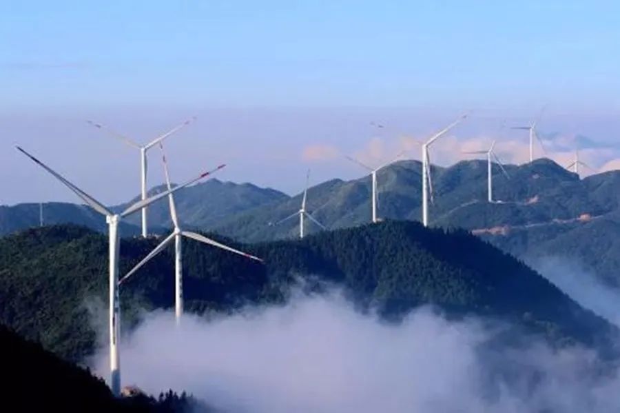总投资4亿元龙山大灵山风电场项目今日正式开工