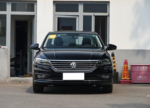 21款大众朗逸登场!外观大气动力足,家用真的没对手!__凤凰网