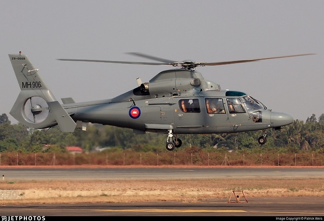 柬埔寨空军装备的这批直-9直升机是2011年使用1.