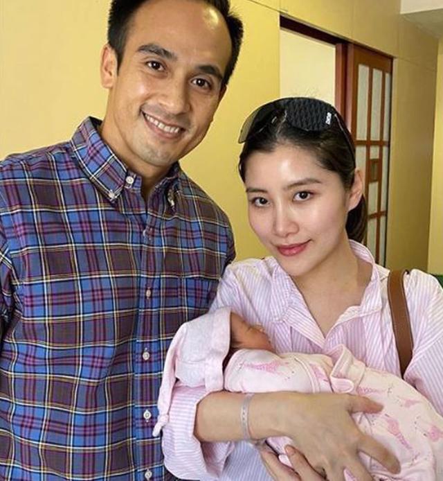 刘德华小姨子狂晒女儿礼物,赌王千金何超盈送上万元婴儿车_品推资讯