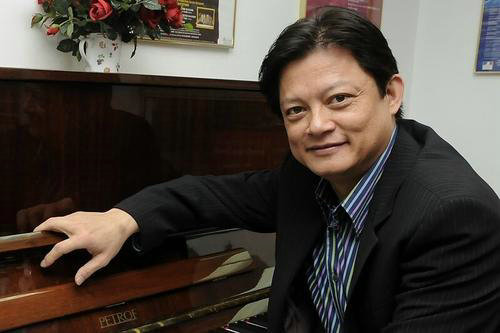 被传核酸检测阳性男高音莫华伦只是在做测试而已没有任何症状