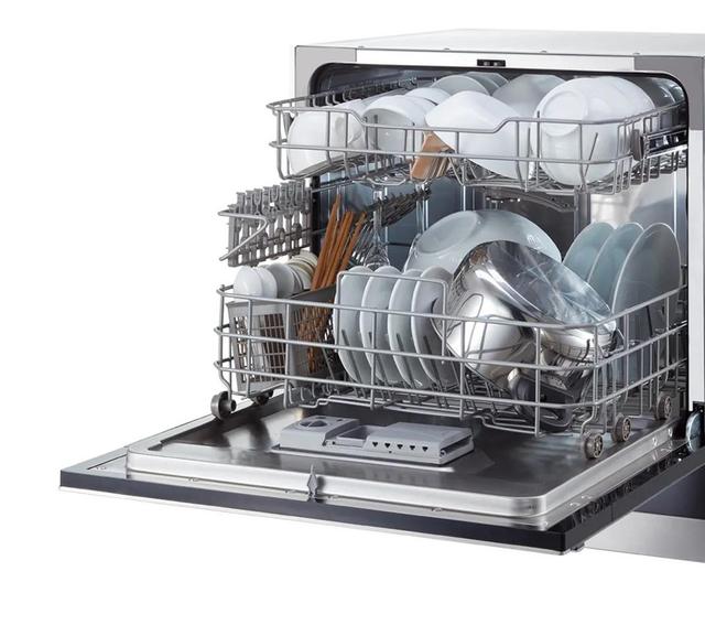 厨房幸福指数up离不开这台弗兰卡洗碗机