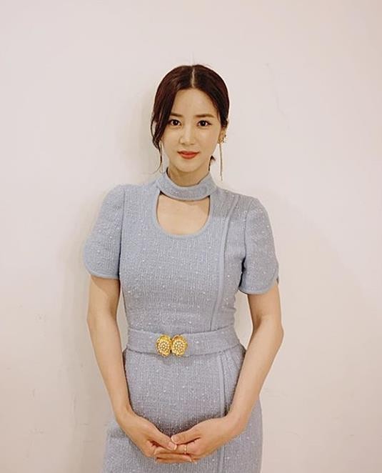 apink朴初珑主演电影loadfamily将于6月上映