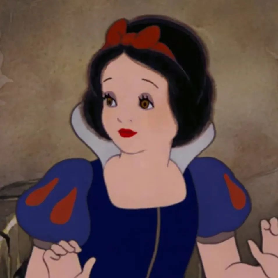 迪士尼在逃公主找到了！31岁依旧天使脸蛋，魔鬼身材…