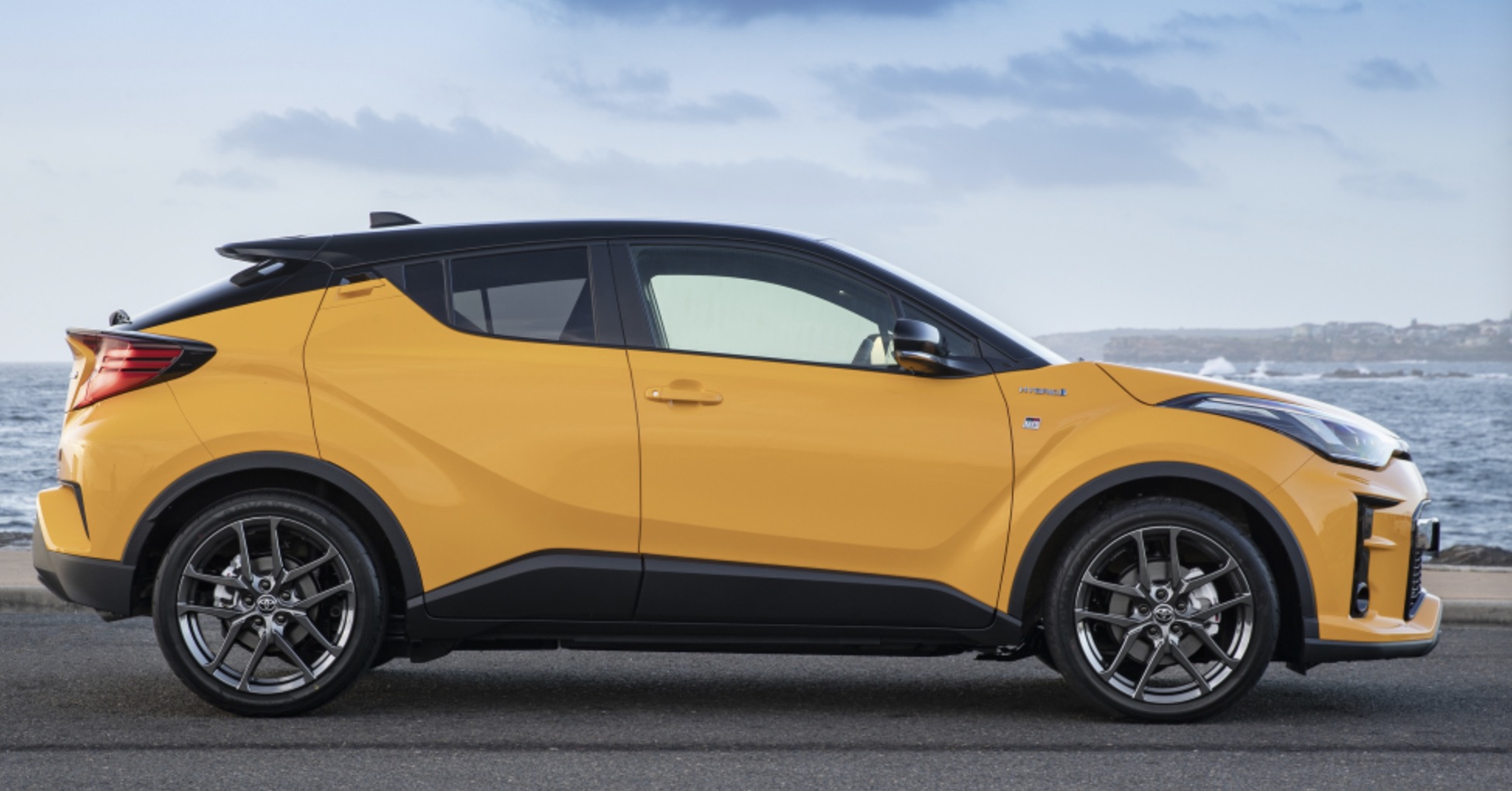 chr的gr运动版车型发布看上去丑爆了简直