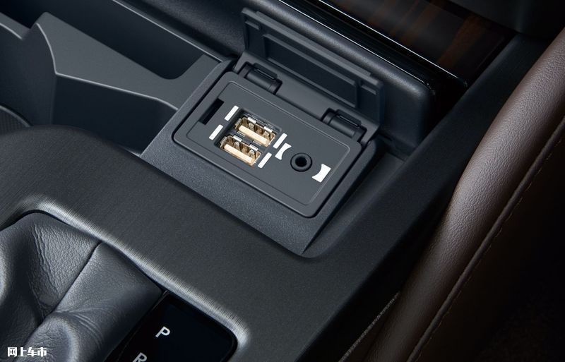 雷克萨斯新ES正式发布配置大幅升级/更换新电池-图7