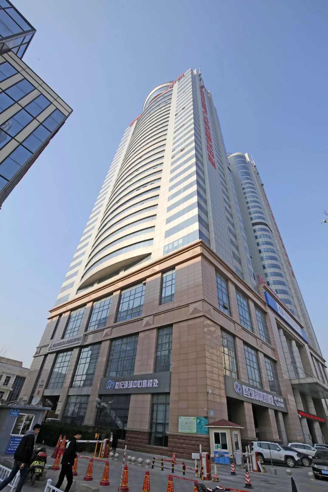 潍坊市中心高楼大厦图片