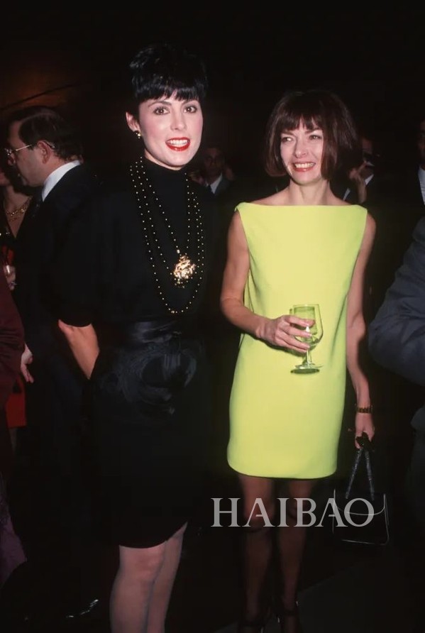 安娜&middot;温图尔 (Anna Wintour)