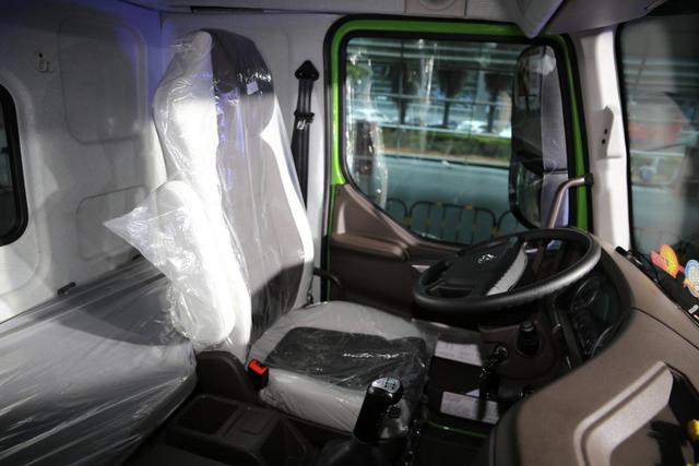 实拍乘龙h7工程车,优势明显值得期待