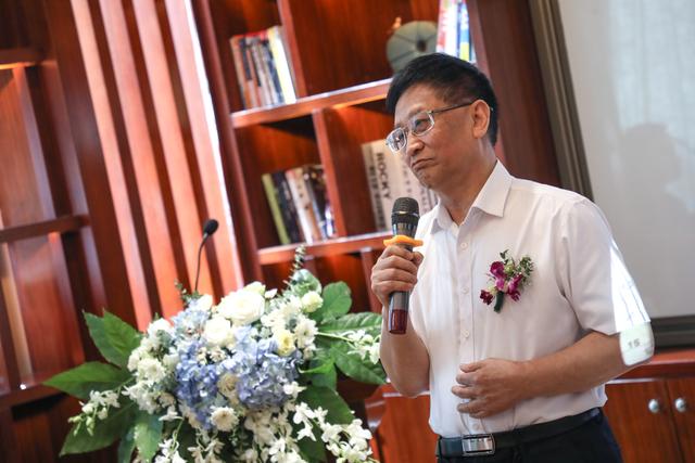 高瞻远瞩,洞见未来远见书院暨远见慈善基金启航酒会圆满成功