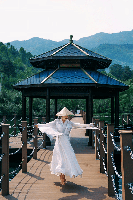 少女健康达人刘叶琳邀您来灵山当精灵女神