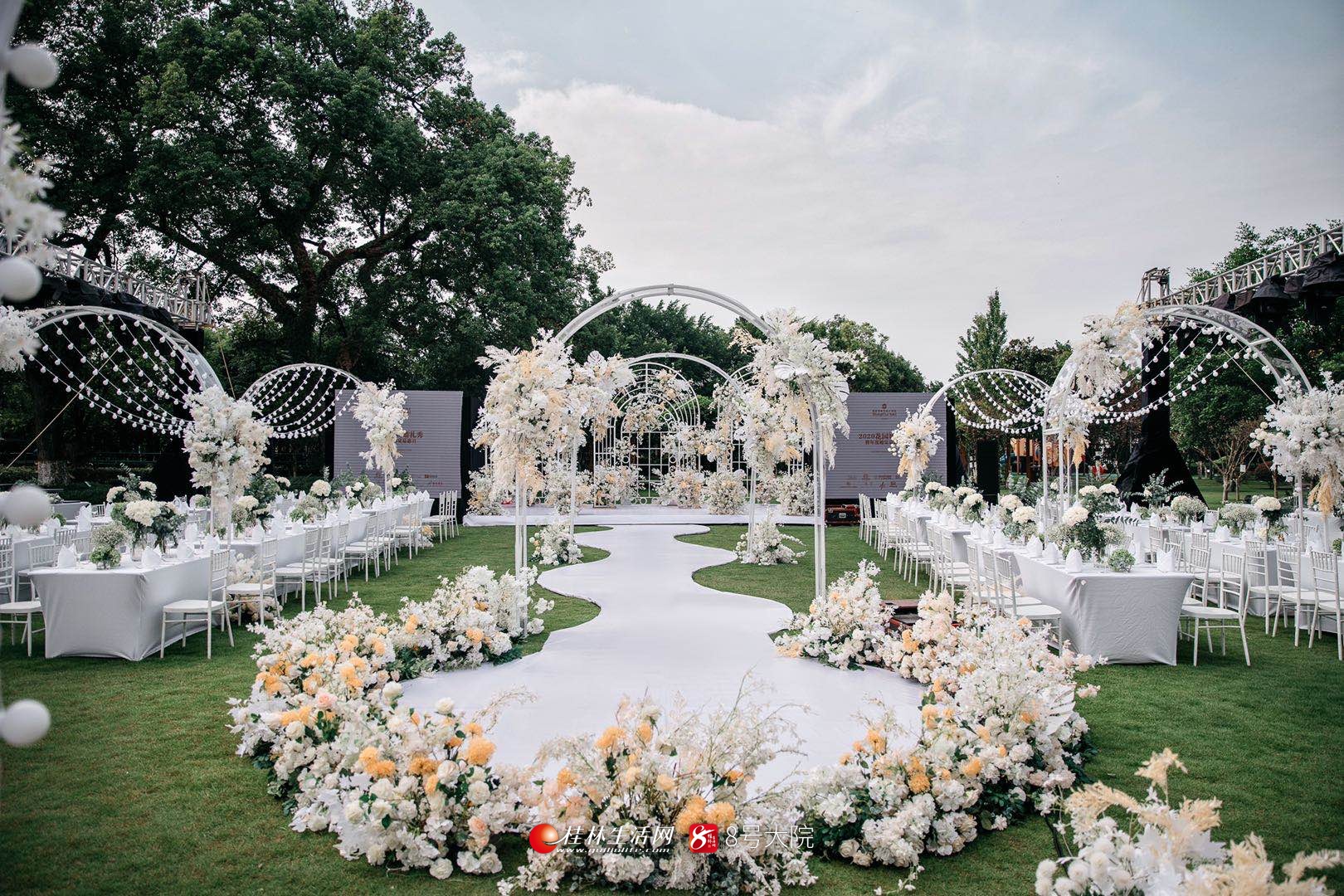 桂林香格里拉大酒店跨界联合众商家举行"2020花园婚礼秀暨年度婚宴最