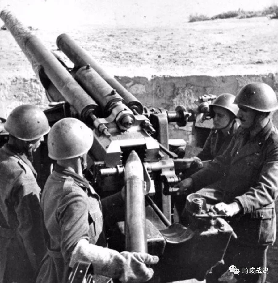 记得平安格勒的意大利炮吗?北非战场上意军炮兵要强得多!