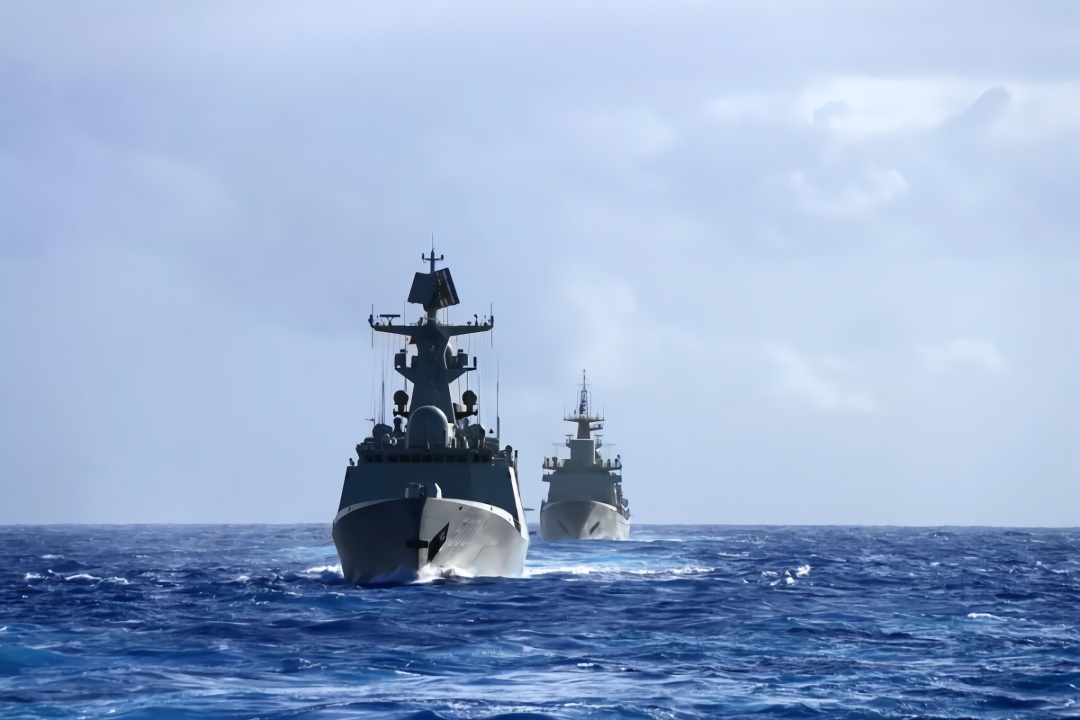 南海舰队远海联合训练编队返回军港