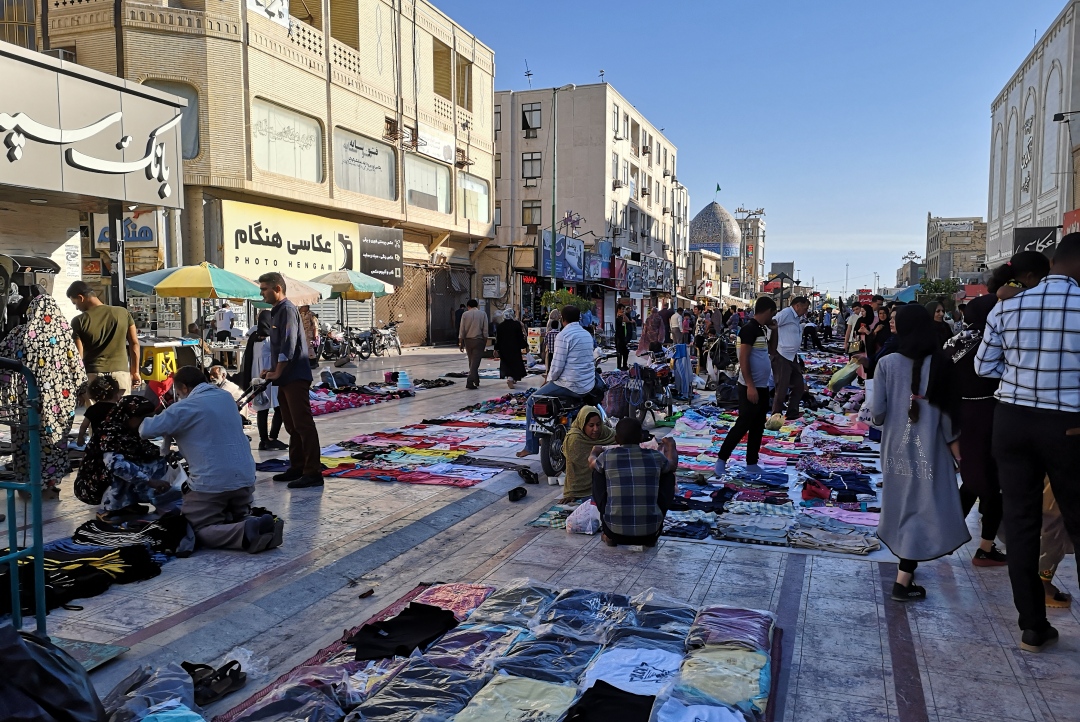 到了现代他已然命途多舛,在两伊战争中,由于伊朗西南部的主要港口或