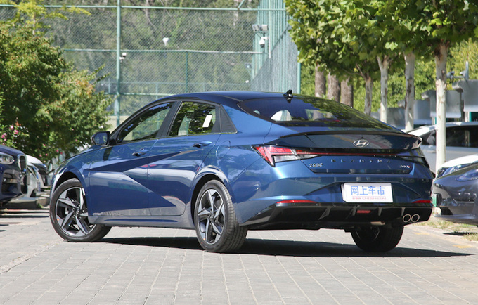 现代速度再现 第七代伊兰特销量破万-突围A级家轿-图4