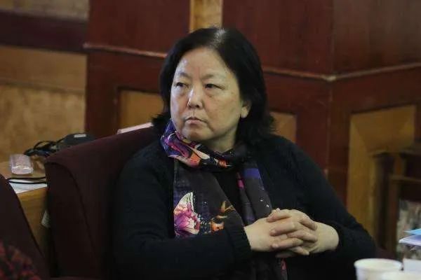 关于作家方方:我和我的美国朋友,是这样聊的!_凤凰网时尚_凤凰网
