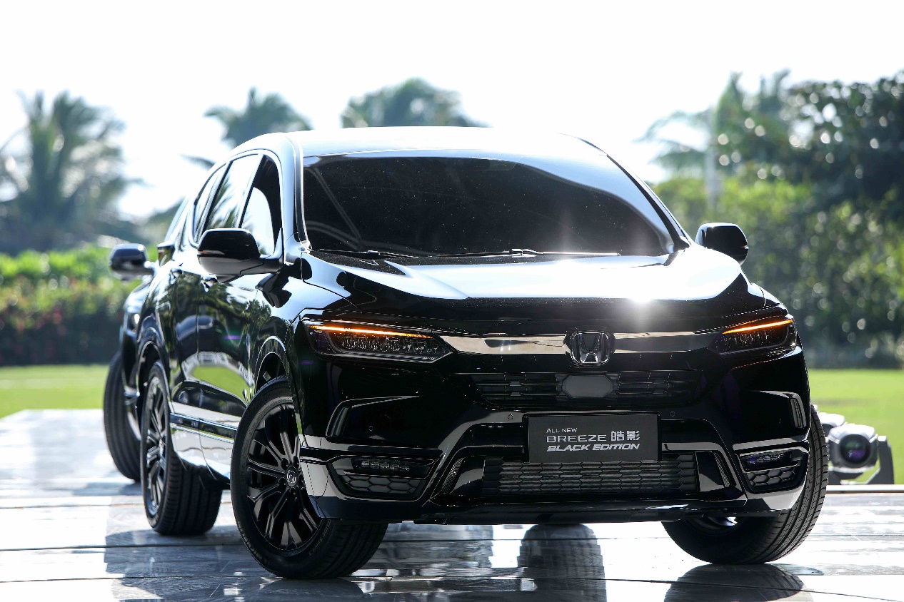 离开中保研皓影碰撞仍让人心寒车身变形问题出在哪儿