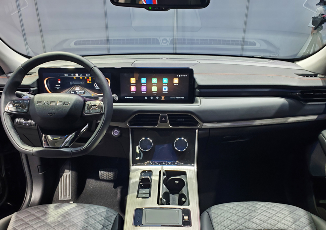 全新星途txl内饰