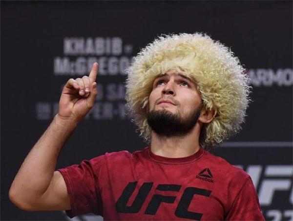 小鹰:他能给我开一亿美元吗?__凤凰网