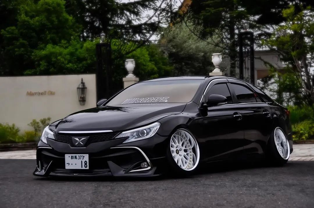 更车室|丰田锐志的改装案例,再多都不嫌多