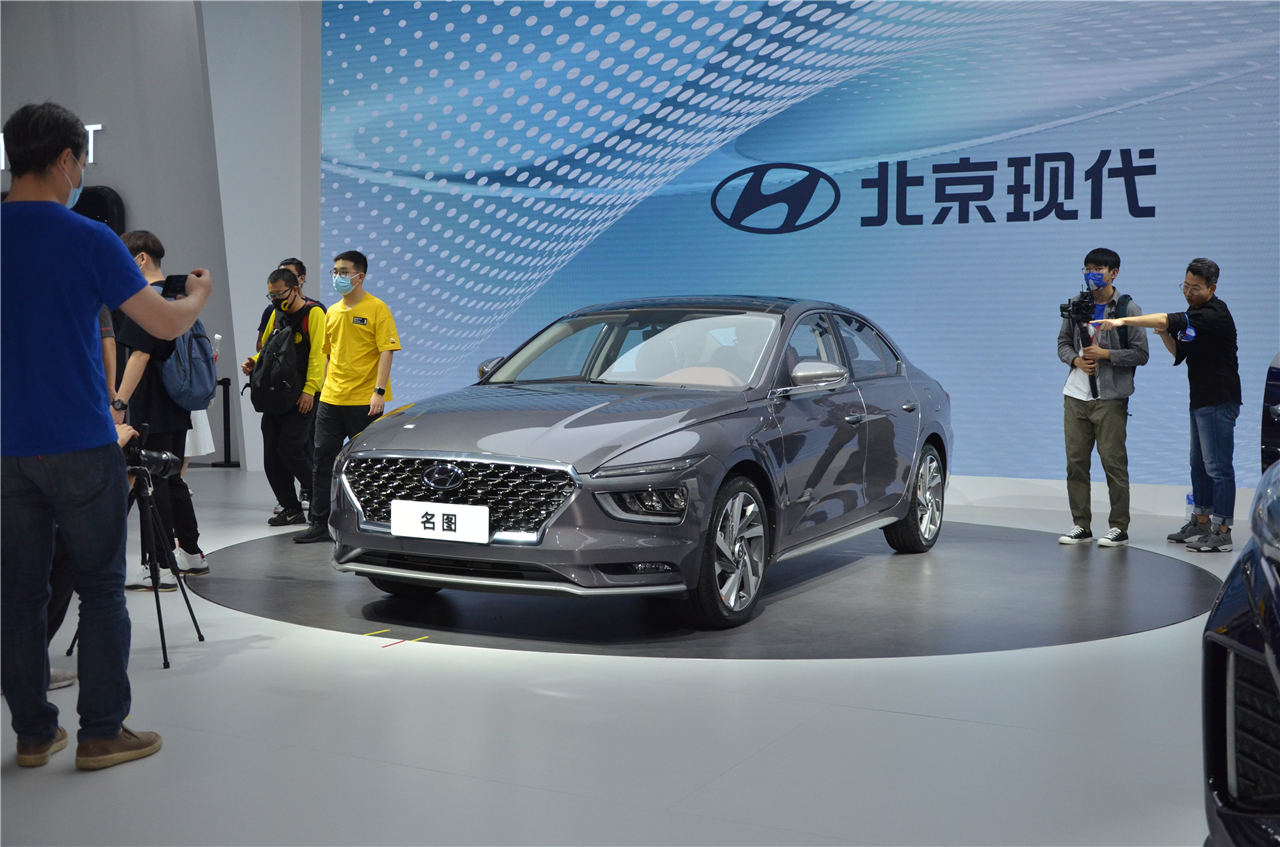 全新一代名图亮相广州车展双管齐下能否扭转局面