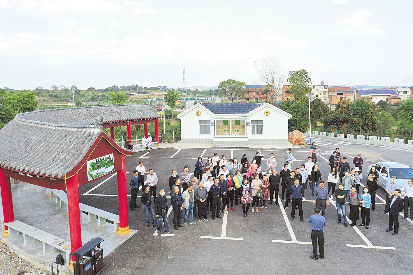 咸宁市通山县慈口乡大竹村贫困户有安全住房,生活有保障.