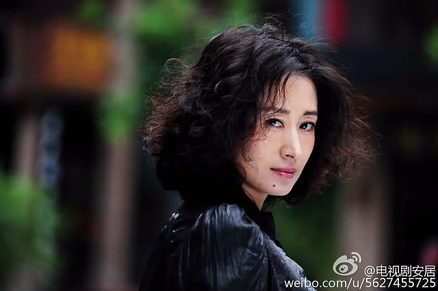 靠表情包被出圈?刘敏涛是谁?