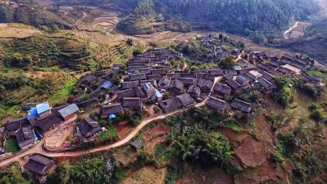 南谷板江民艺游学村  成立时间:2018年  地址:云南文山州广南县者兔乡