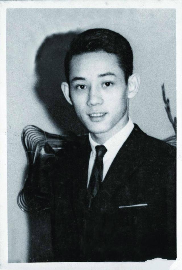 英皇老板杨受成的灿烂情史
