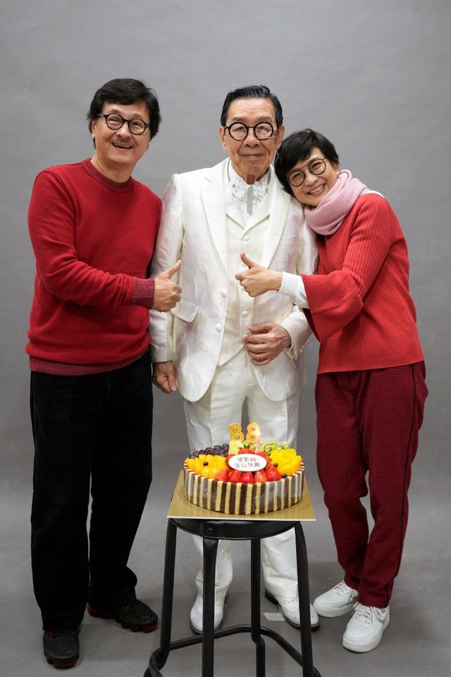 88岁胡枫宣布再办个唱刷新演出纪录,成为红馆办个唱年纪最大歌手