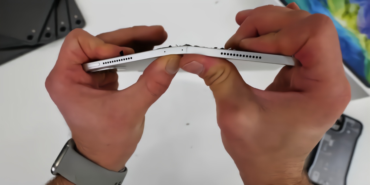 苹果第四代iPad Pro初步拆解：折弯后仍可触摸操作