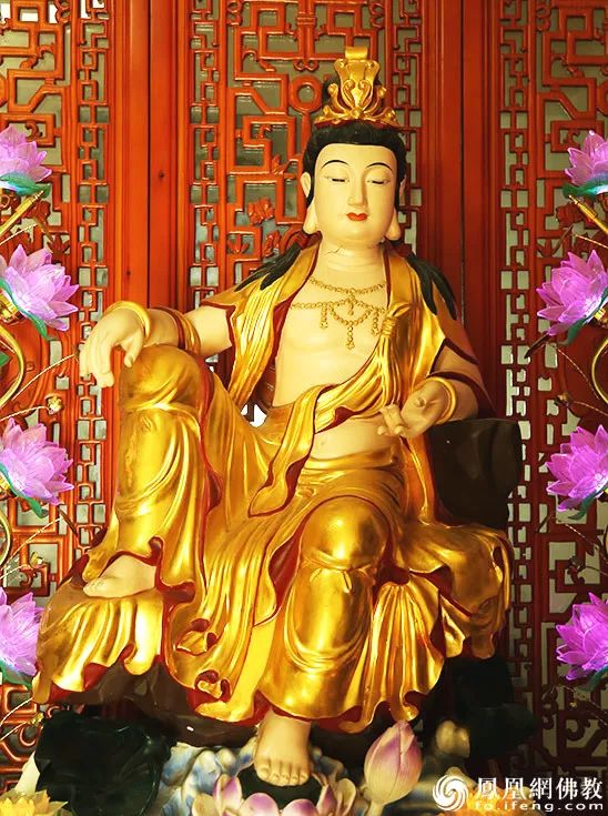 观音菩萨赞 观音大士驾慈航, 功德难筹亦难量, 无量劫前光明主, 径缮