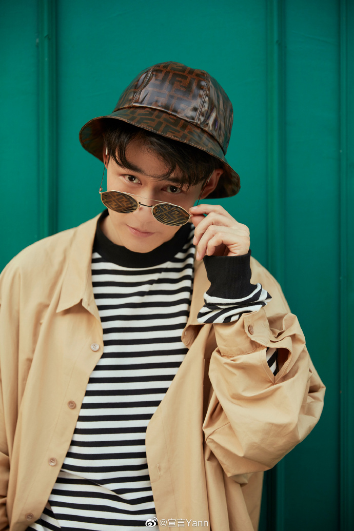 宣言解锁兄妹情时尚造型帅气十足