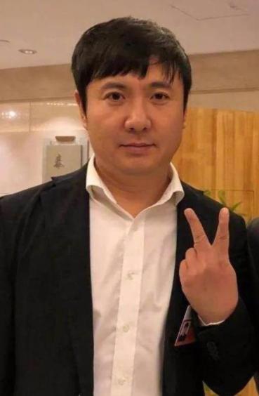 明星发福有多可怕?身材走样,判若两人!