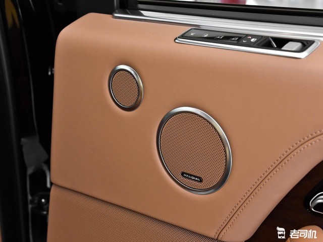 suv重磅来袭 小哥带你看路虎揽胜