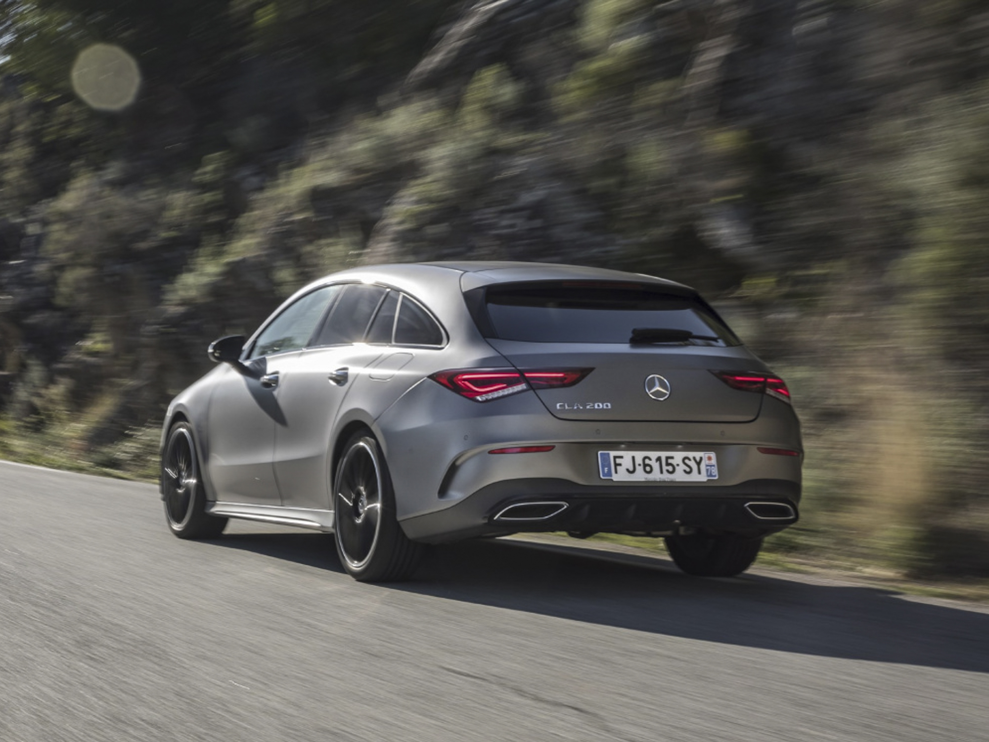 奔驰cla售价29.98万元起,猎跑版同步上市!