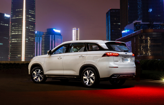 长安欧尚x7 ev售15.99万元起 动力超比亚迪宋pro新能源