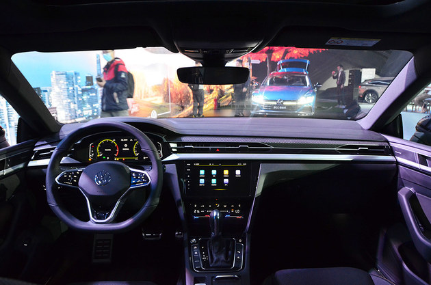 一汽-大众新CC家族正式上市 售价xx万起