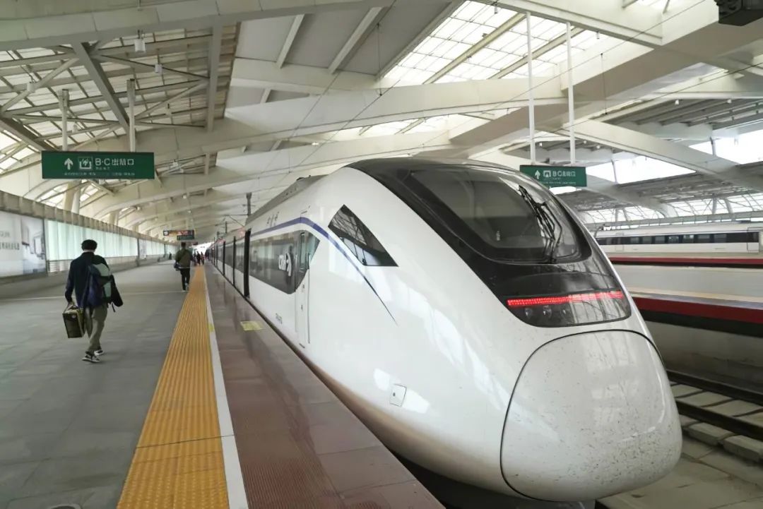 珠海——广州南 c7732次,c7706次,c7708次,c7710次,c7764次,c7772次