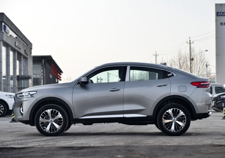 外观方面,2021款哈弗f7x与现款车型几乎没有