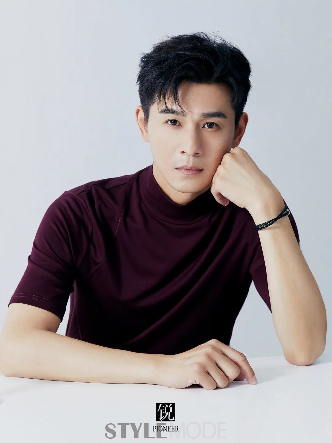 乔振宇:色若春晓,清雅出尘__凤凰网